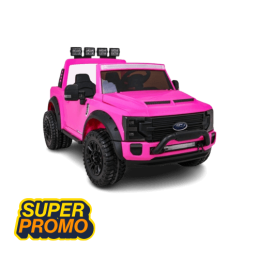 Ford Super Duty różowy