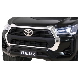 Toyota Hilux na akumulator dla dzieci Czarny Pickup + Napęd 4x4 + Pilot