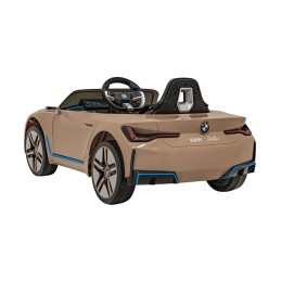 BMW i4 Złoty