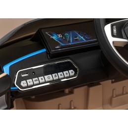 BMW i4 Złoty