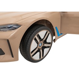BMW i4 Złoty