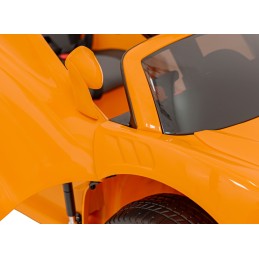 McLaren auto na akumulator dla dzieci Pomarańczowy + Napęd 4x4 + Pilot + Wolny Start + EVA + Audio LED