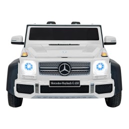 Pojazd Mercedes Benz...